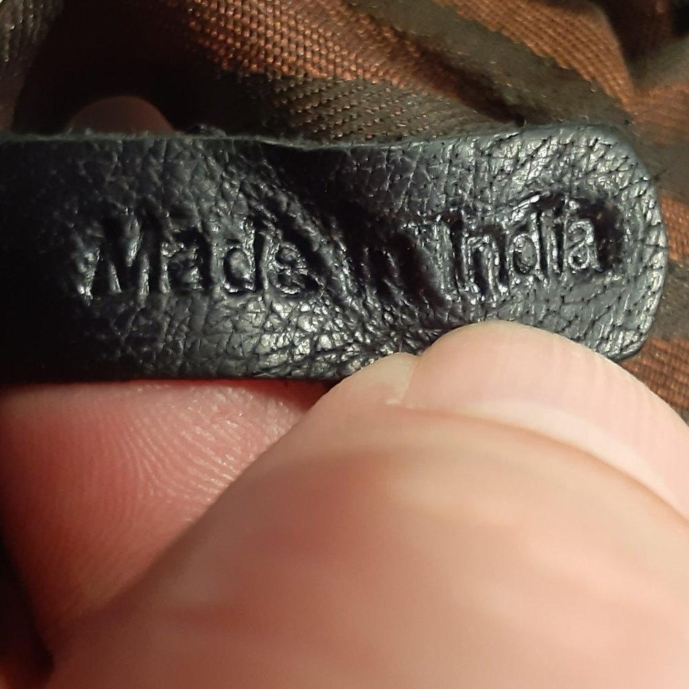 Jack Georges leather Voyager crossbody purse - Picture 8 of 8